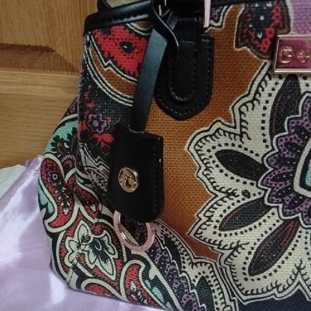Spartina Paisley Print Handbag/Satchel and Wristlet Set - Picture 6 of 13
